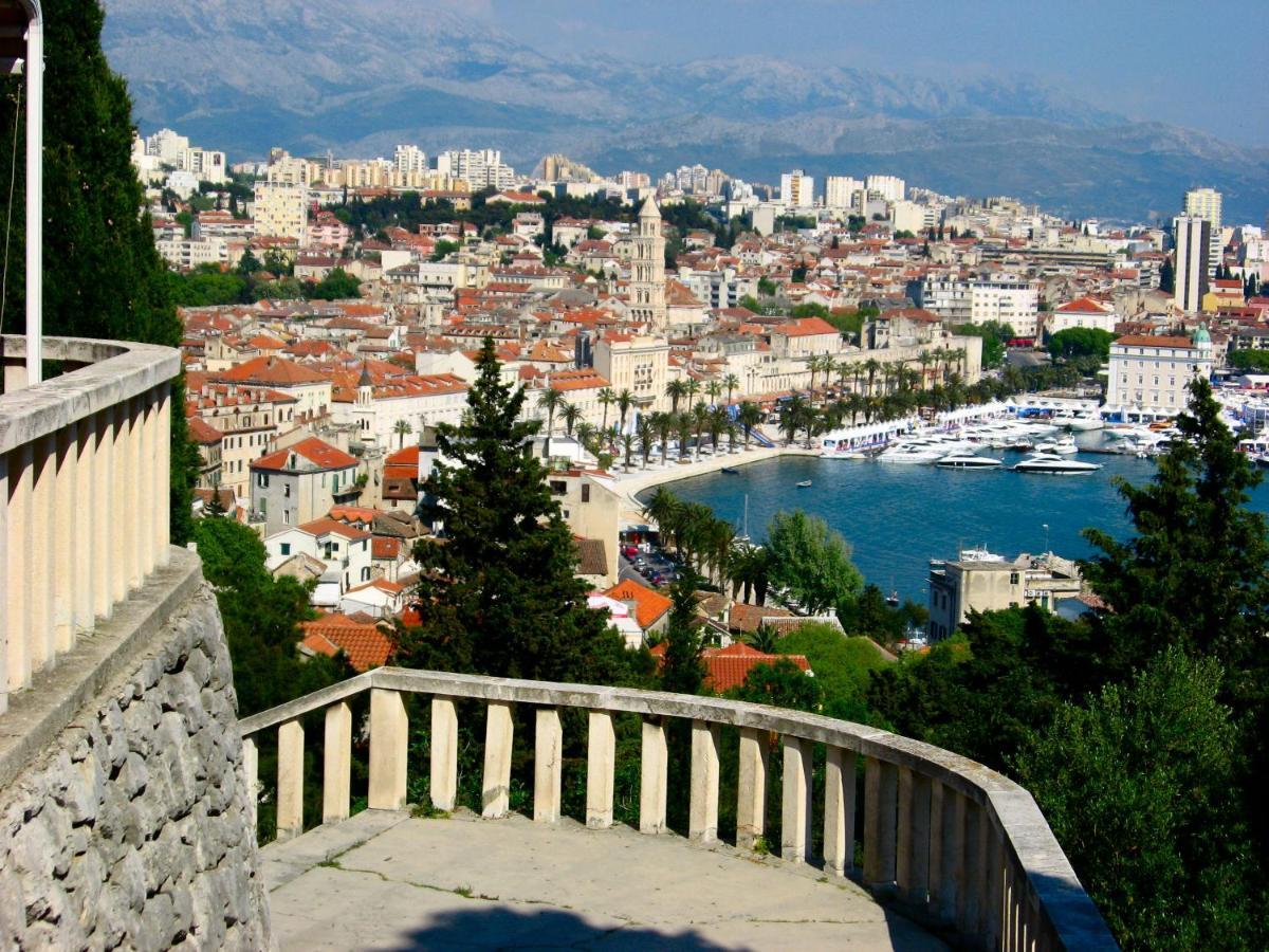 Отель Lux Aurelius In Split Centre Old Town Экстерьер фото