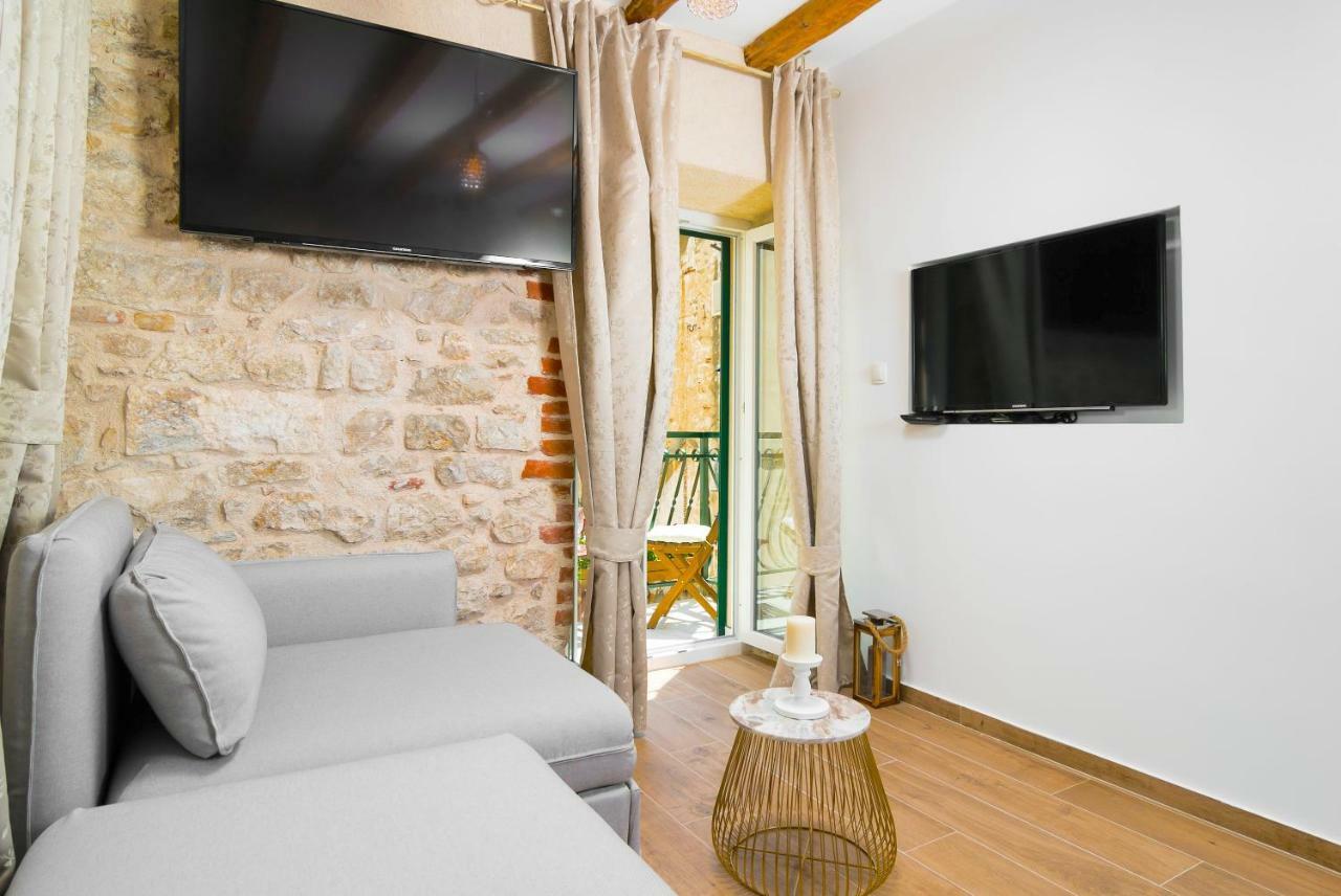 Отель Lux Aurelius In Split Centre Old Town Экстерьер фото